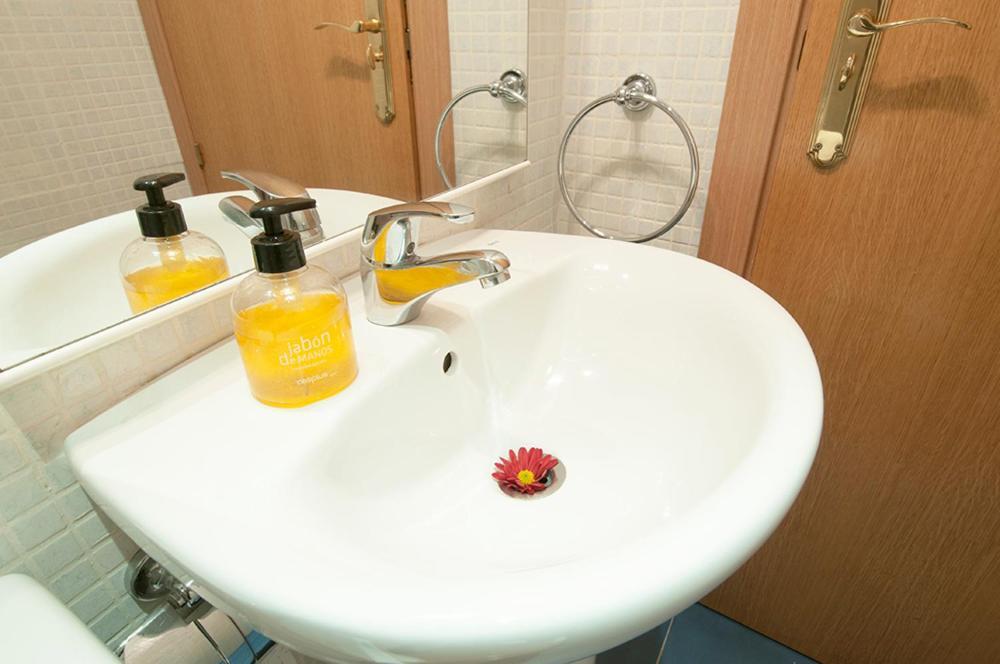 Apartamentos Eloisa Madrid Camera foto